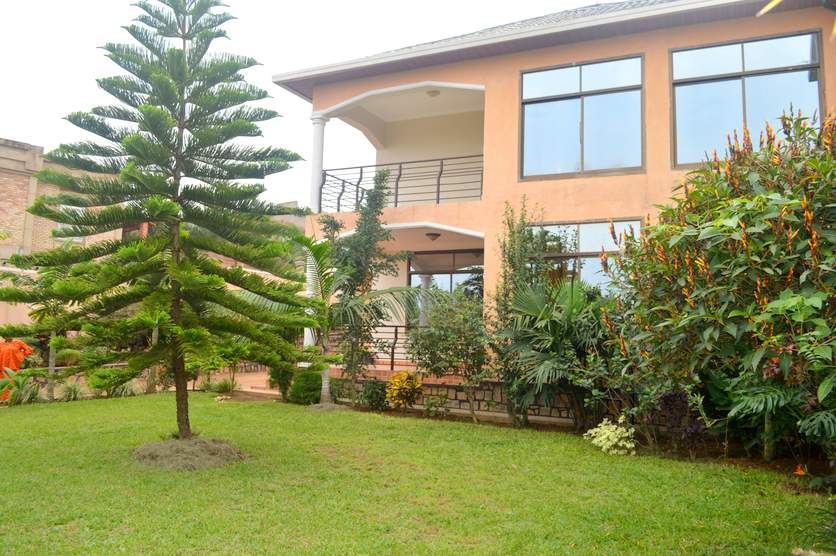 Kagugu sale house