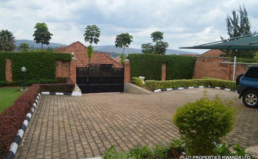 kagugu rent $1000 (13)