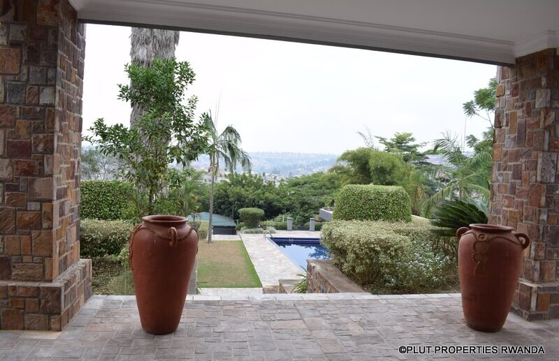 nyarutarama house for rent (8)