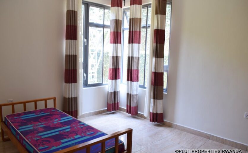 gisozi duplex rent (12)