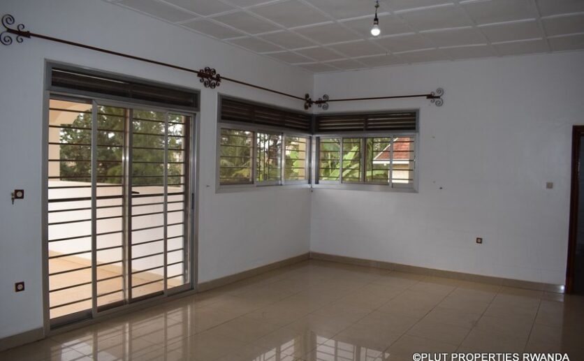 nyarutarama rent house (12)