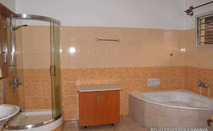 nyarutarama rent house (14)