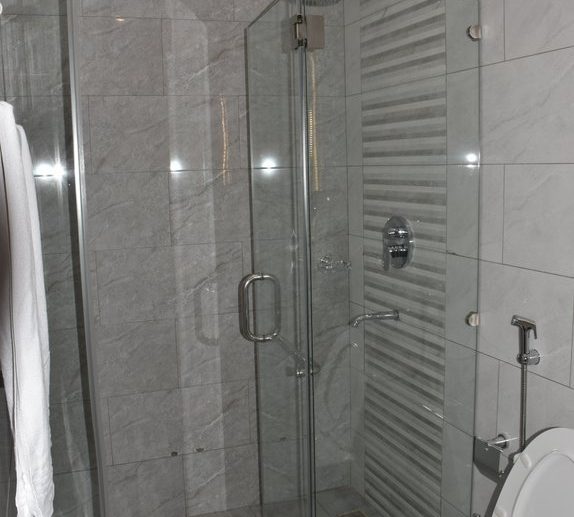 NYARUTARAMA APARTMENT_PLUT PROPERTIES (10)