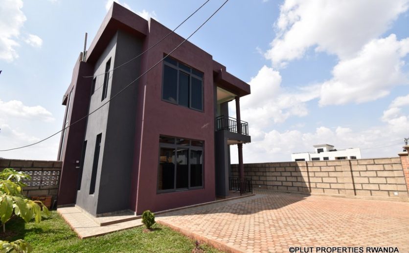 rebero house for sale plut properties (3)