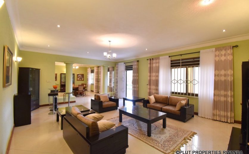 nyarutarama rental house plut properties (2)
