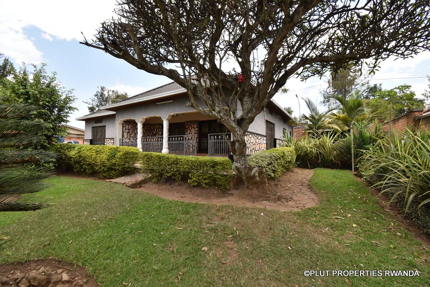 House for rent in Kacyiru