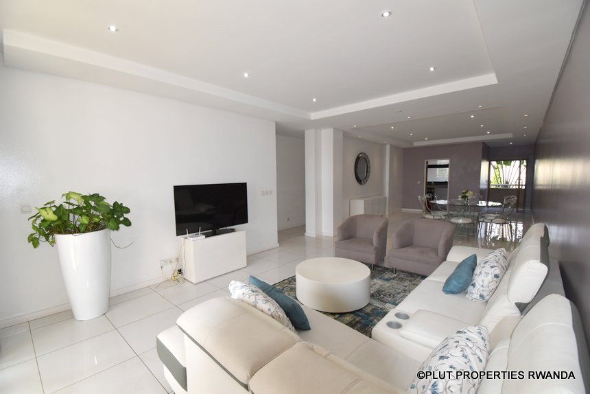 Furnished apartment in Nyarutarama