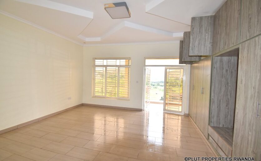 plut sale in kibagabaga house (10)