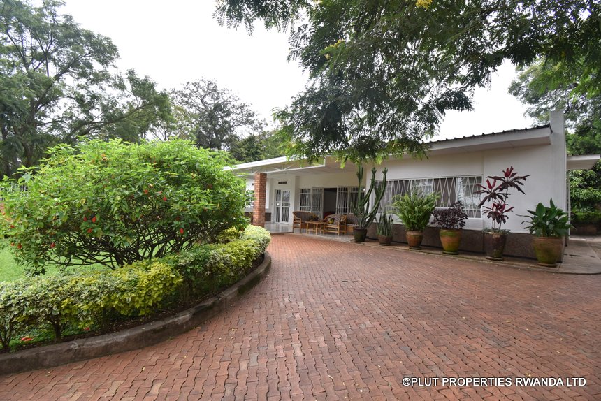 Furnished house for rent in Kiyovu