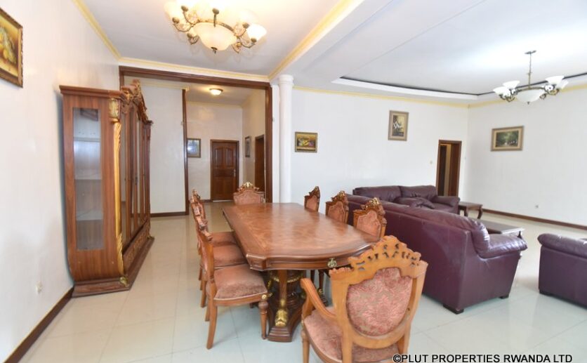 House for rent in Kiyovu (15)