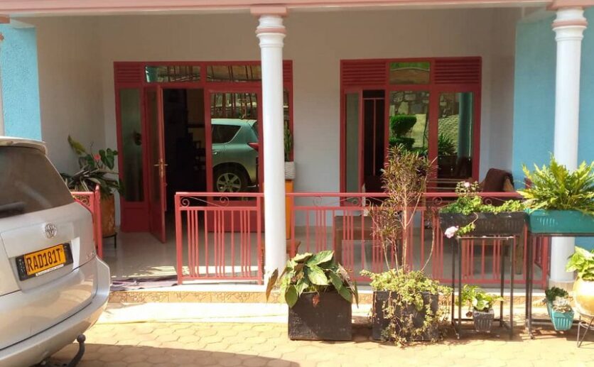 Beautiful houe for sale (1)