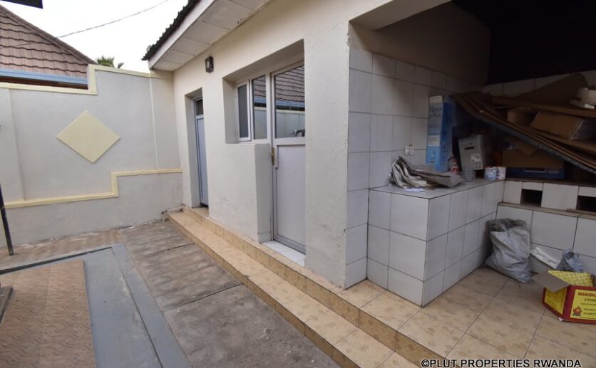 kimironko rent 500k (1)