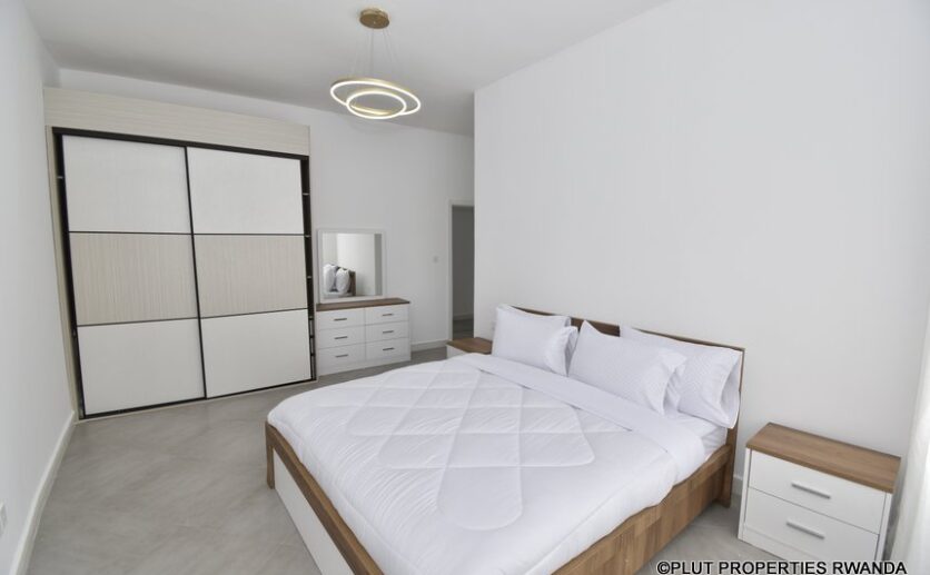 lakewood golf apartment top floor plut properties (14)