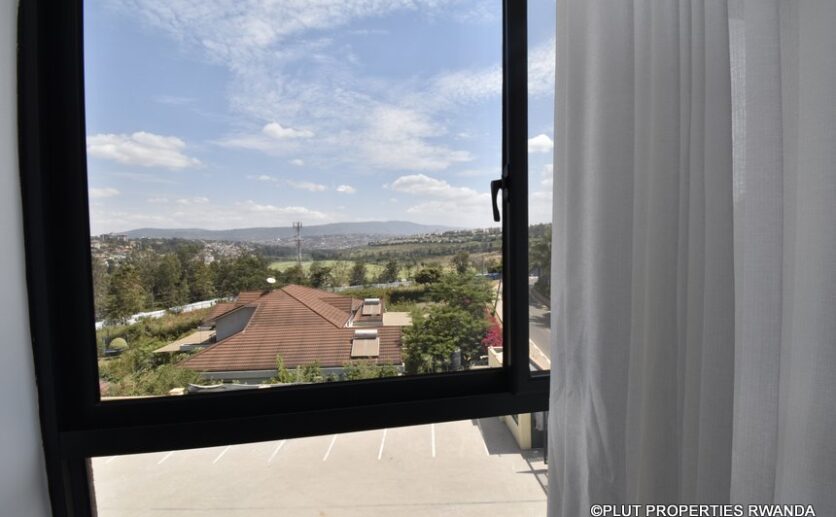 lakewood golf apartment top floor plut properties (17)