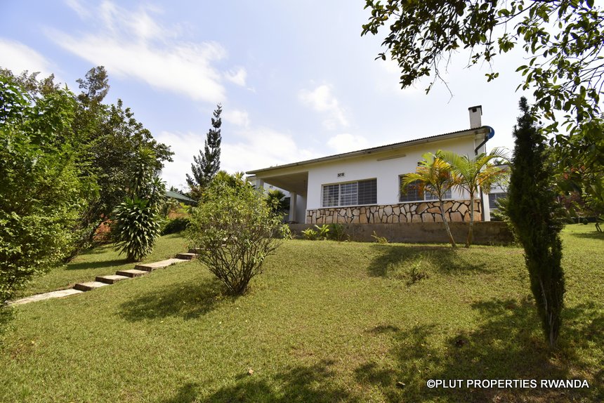 House in Kacyiru for Rent