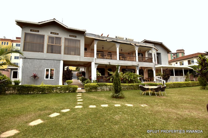 Commercial House For Rent