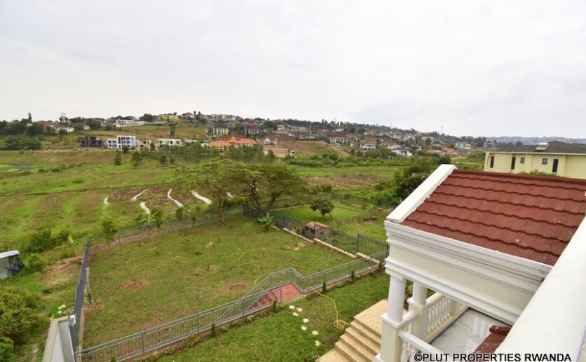 Nyarutarama house for sale (13)