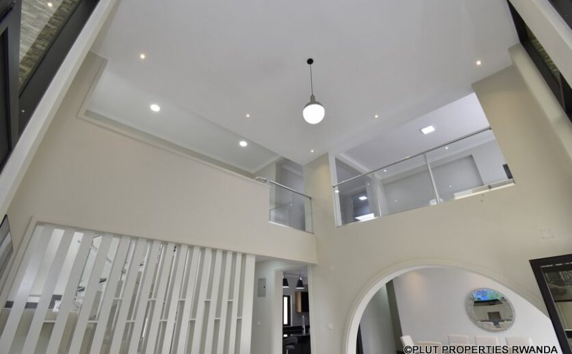 Nyarutarama house for sale (7)