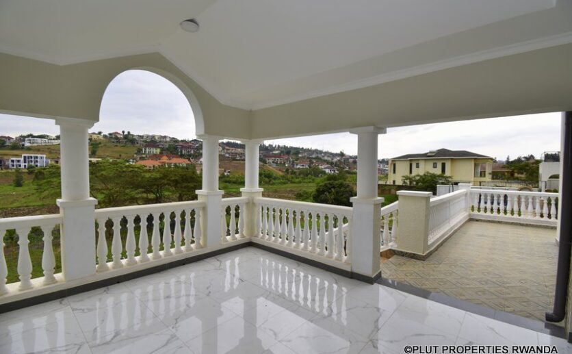 Nyarutarama house for sale (8)