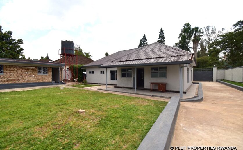 nyarutarama rental plut properties (1)