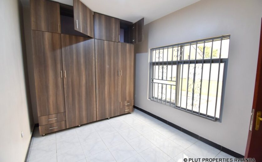 nyarutarama rental plut properties (12)