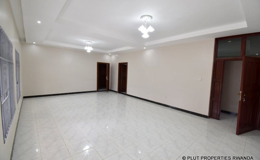 nyarutarama rental plut properties (6)