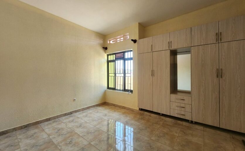 plut properties house for rent in zindiro (12)