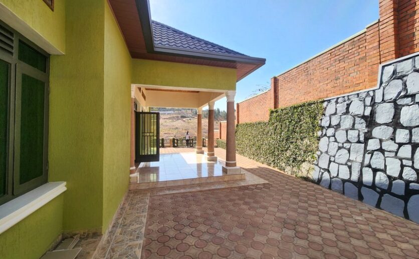 plut properties house for rent in zindiro (15)