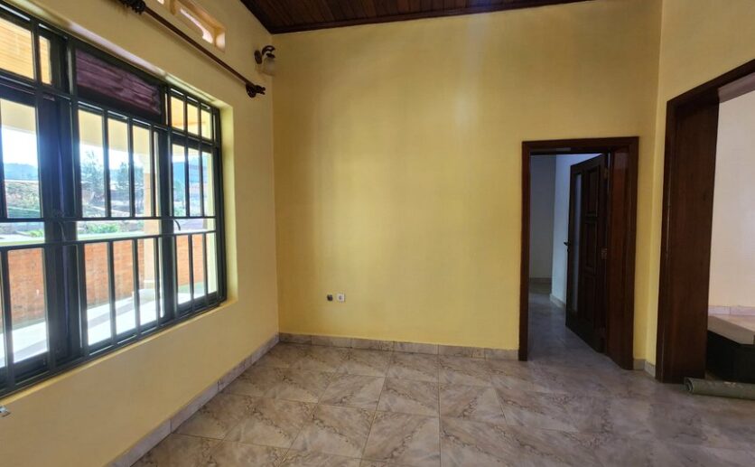 plut properties house for rent in zindiro (5)