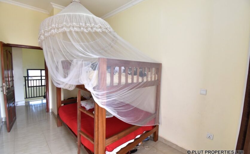 house for rent in rusororo (5)