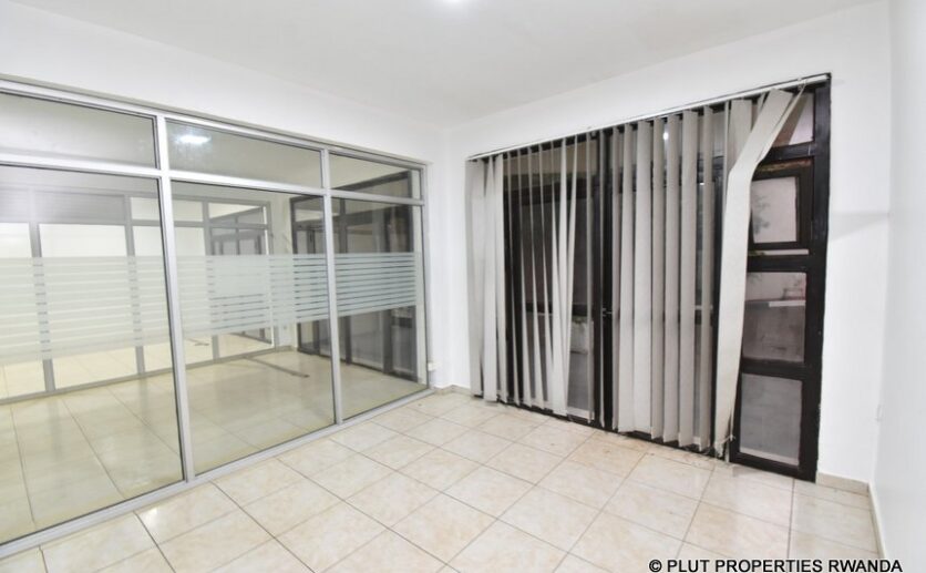 offices in gishushu for rent plut properties (15)