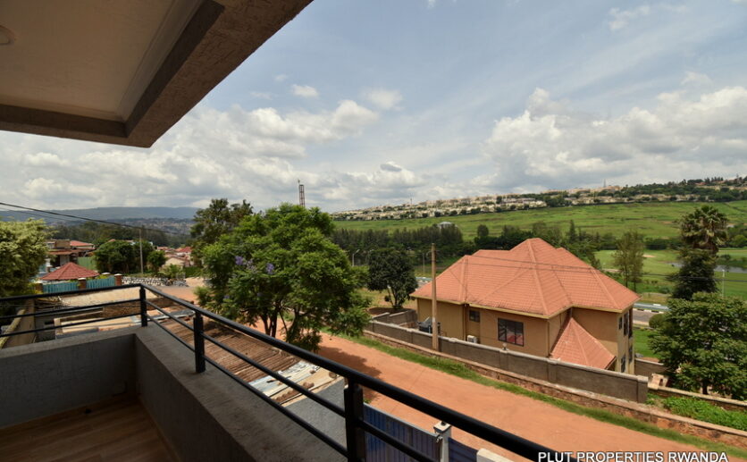 House for sale in kacyiru (21)-001