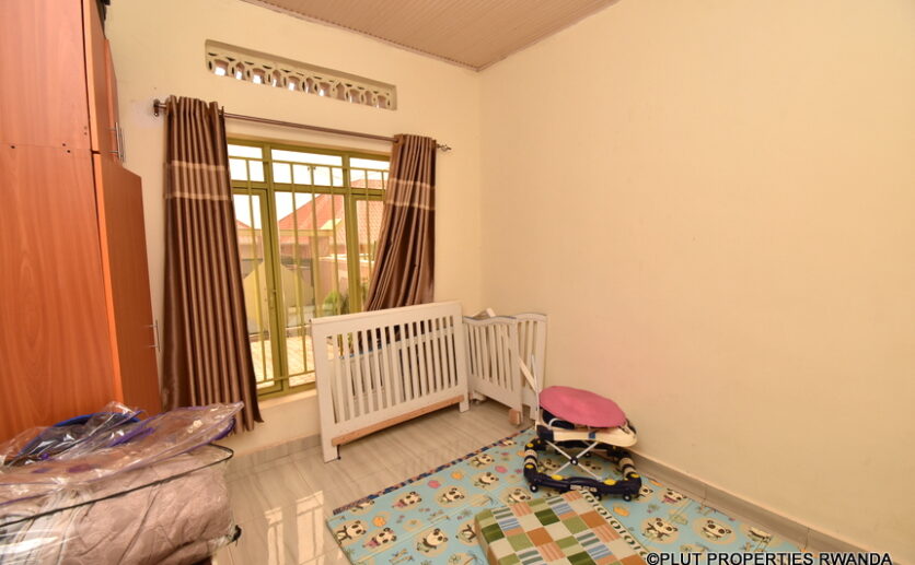 affordable house in Kanombe (4)