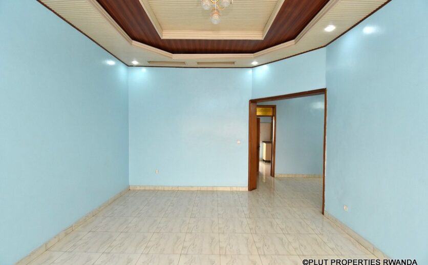cozy house in kanombe (1)