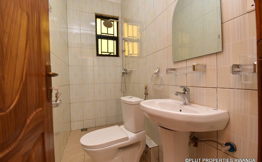 rent in Kicukiro (5)
