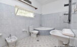 unfurnished house for rent in kiyovu (9)