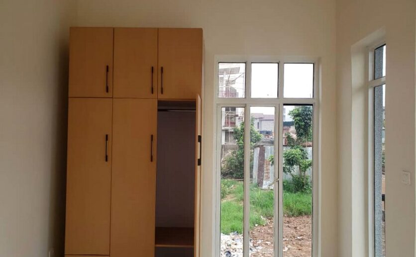 buy in Kibagabaga (2)