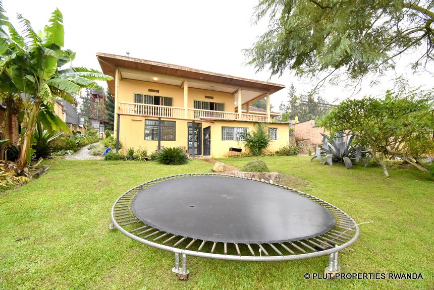 Furnished house in Nyarutarama