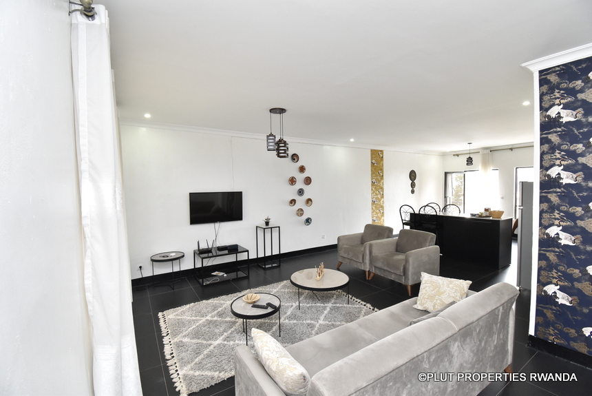 Fully furnished 2 bedroom apartment in city center
