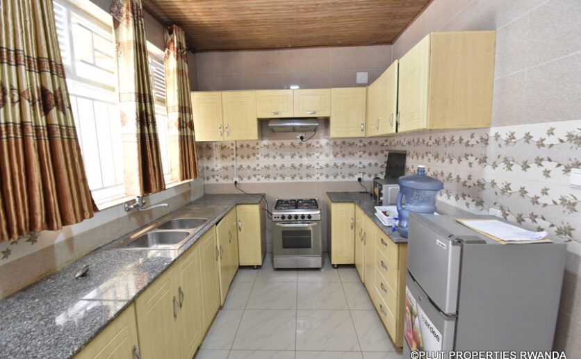 rent apartment in rebero (1)