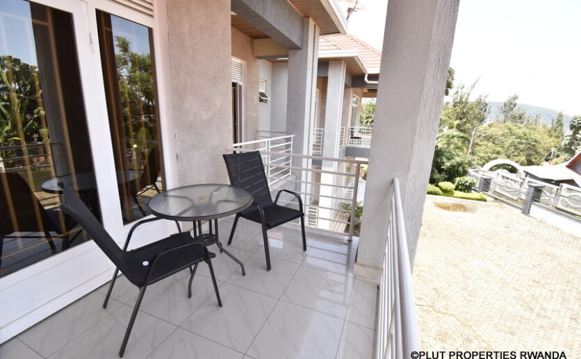 rent apartment in rebero (5)