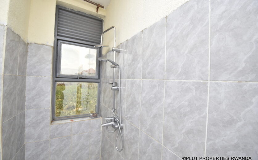 unfurnished apartment for rent in rebero (8)