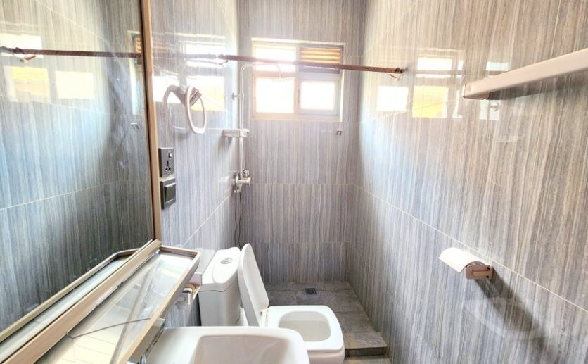 Rent a beutiful house in Kibagabaga (5)