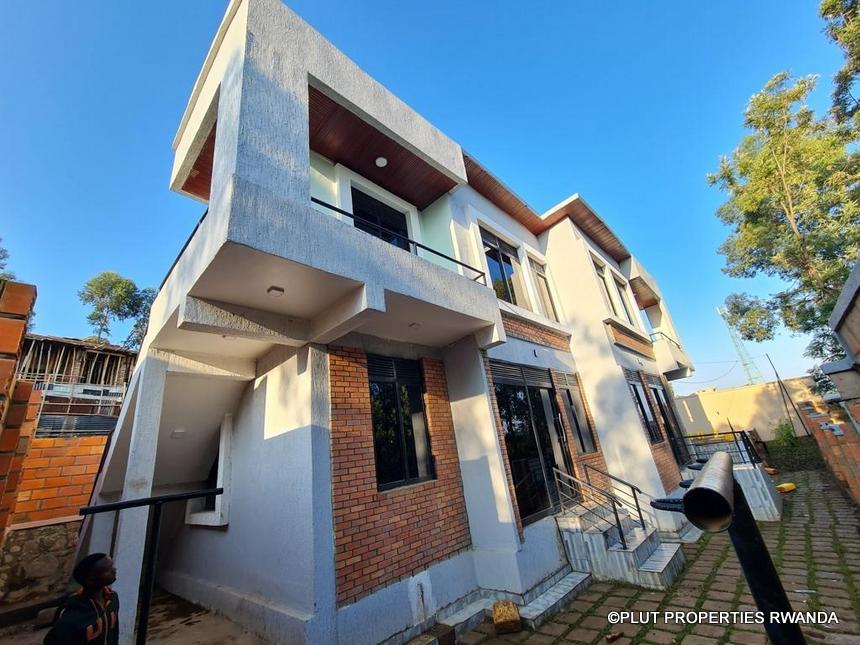 Apartment for rent in Rebero.