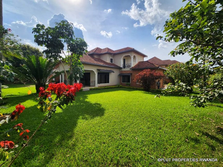 Beautiful house for rent in Gacuriro.