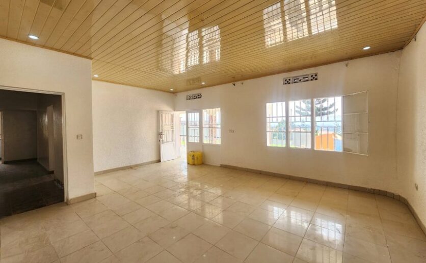rent in remera (12)