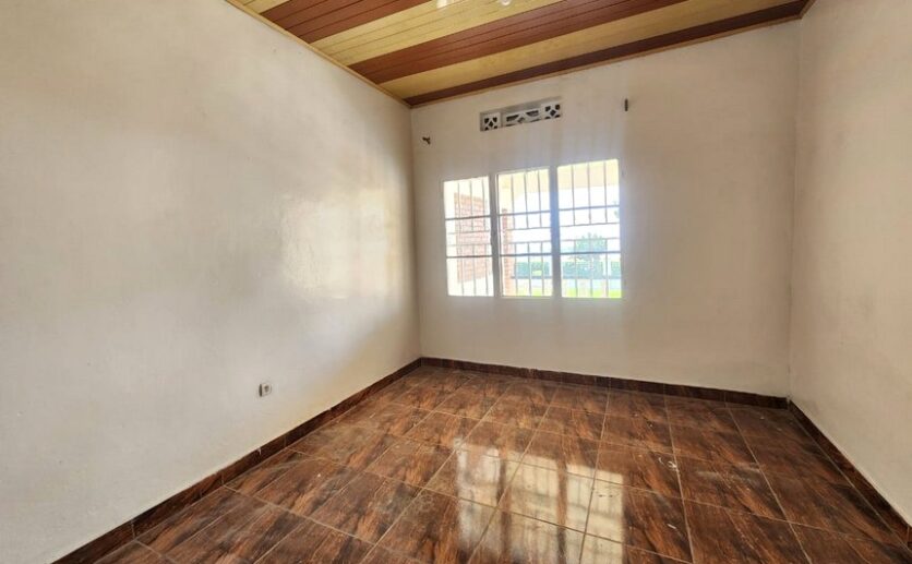 rent in remera (15)