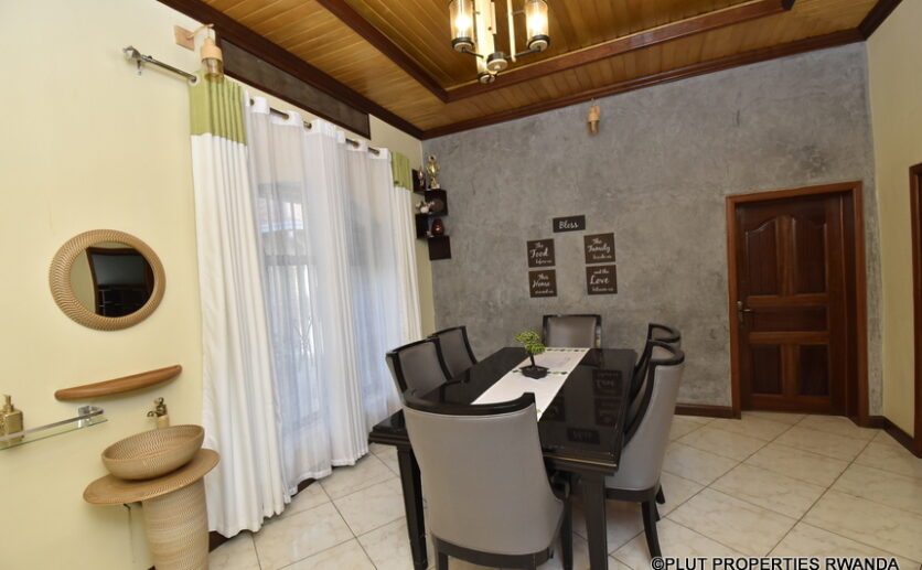 Furnisehd house for rent in Rebero (11)