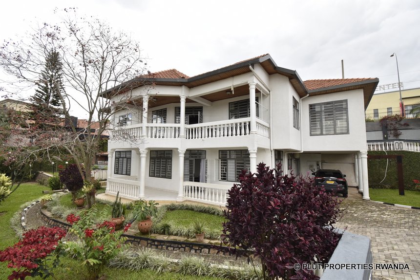 Fully furnished house for rent in Nyarutarama.