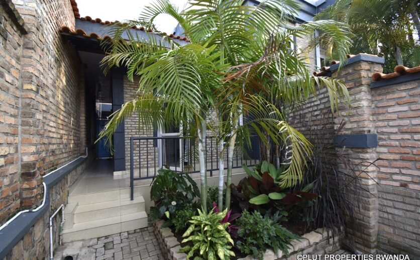 house for rent in Gacuriro (13)